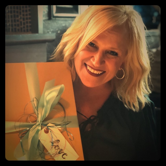 Meet your Posher, Daria - Picture 1 of 1